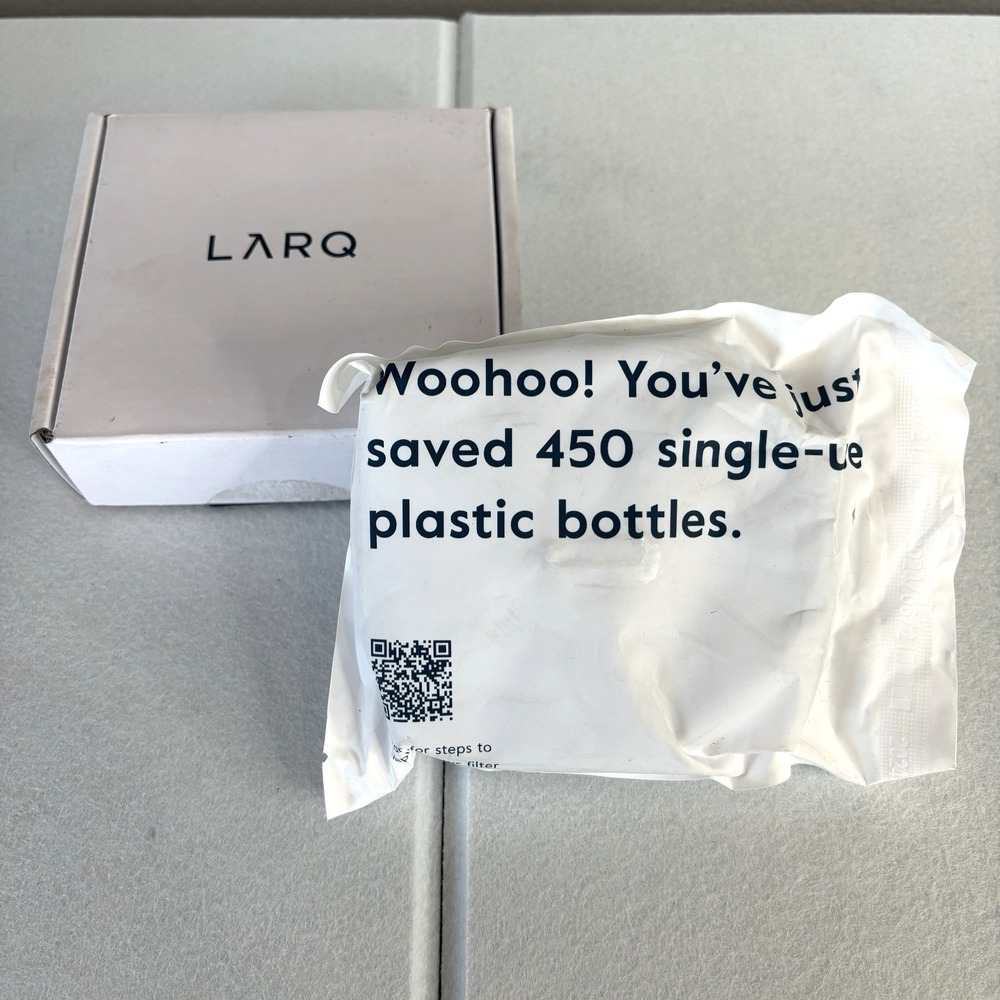 Larq Advanced Filter Pitcher Purevis Plant Based Carbon Derived NEW Open Box